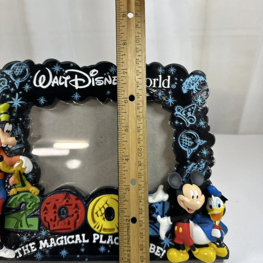 Walt Disney World 3D 2003 Magical Place to Be Picture Frame Vintage 10x7
